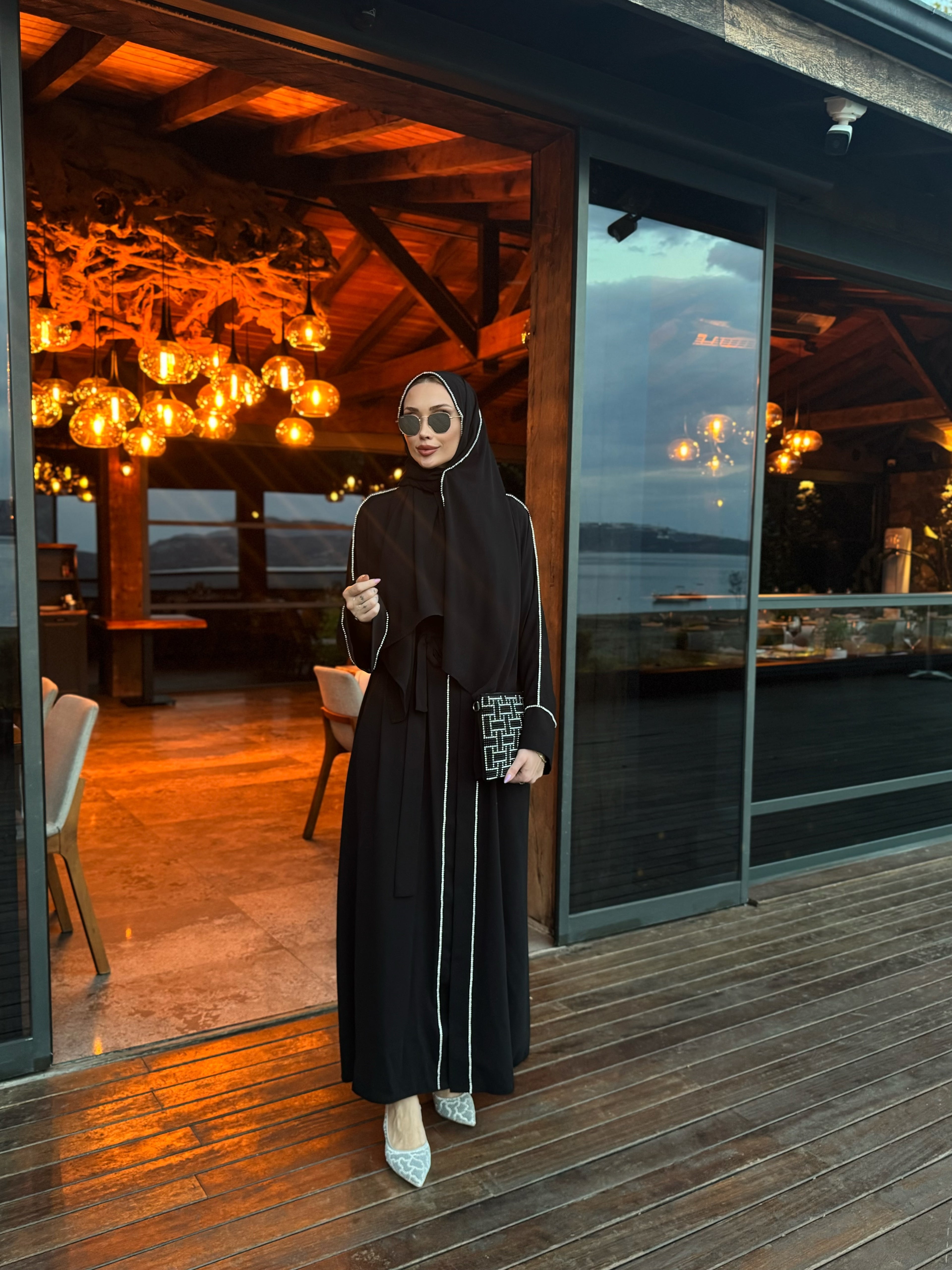 Luna Abaya