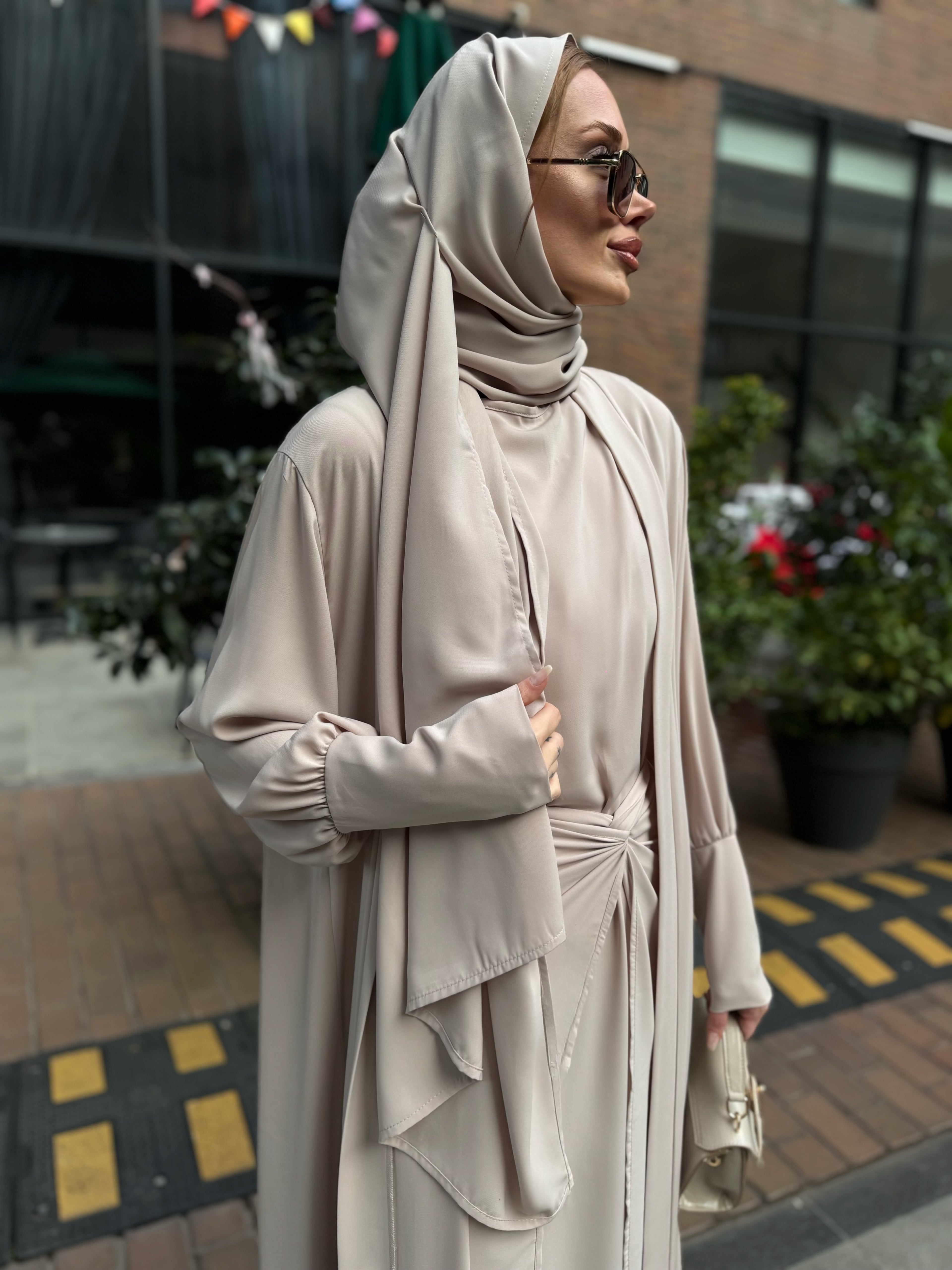 Sirius Abaya